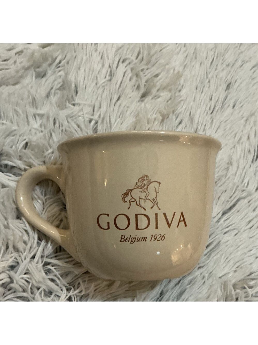 Godiva Belgium 1926 Beige Ceramic Coffee Mug – Vintage Oversized 16 oz Cup